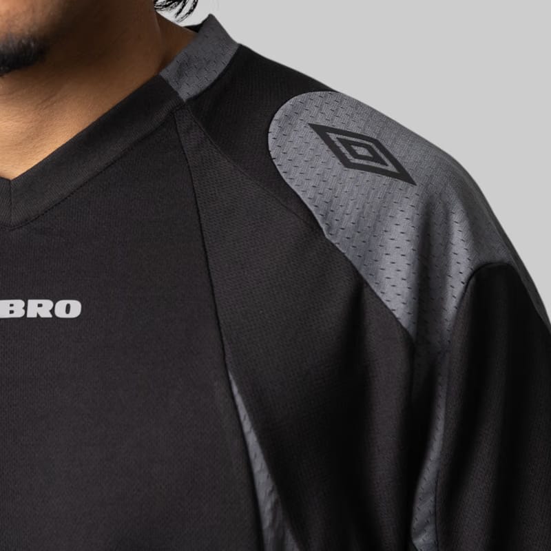 UMBRO Training 08 10 T-Shirt - Black