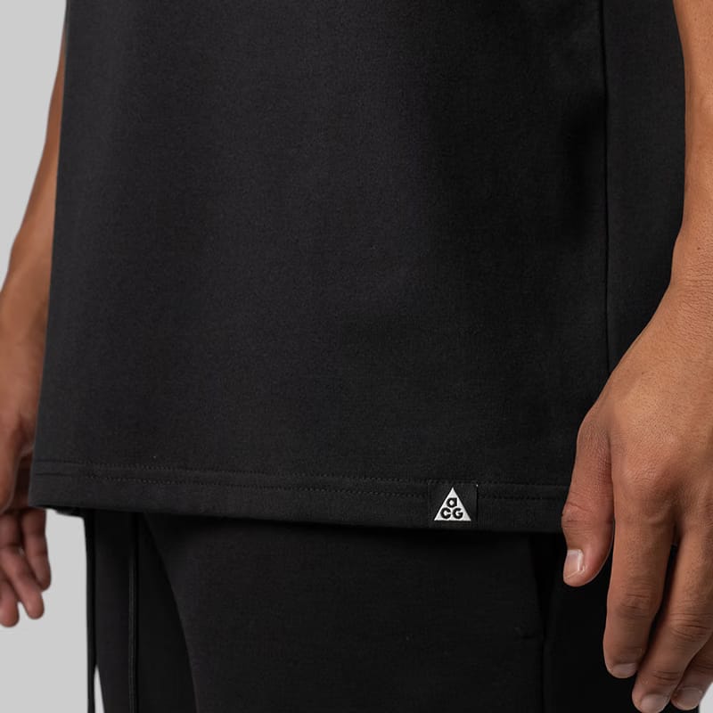 Nike ACG Dri-FIT LSE Camp Bats T-Shirt - Black