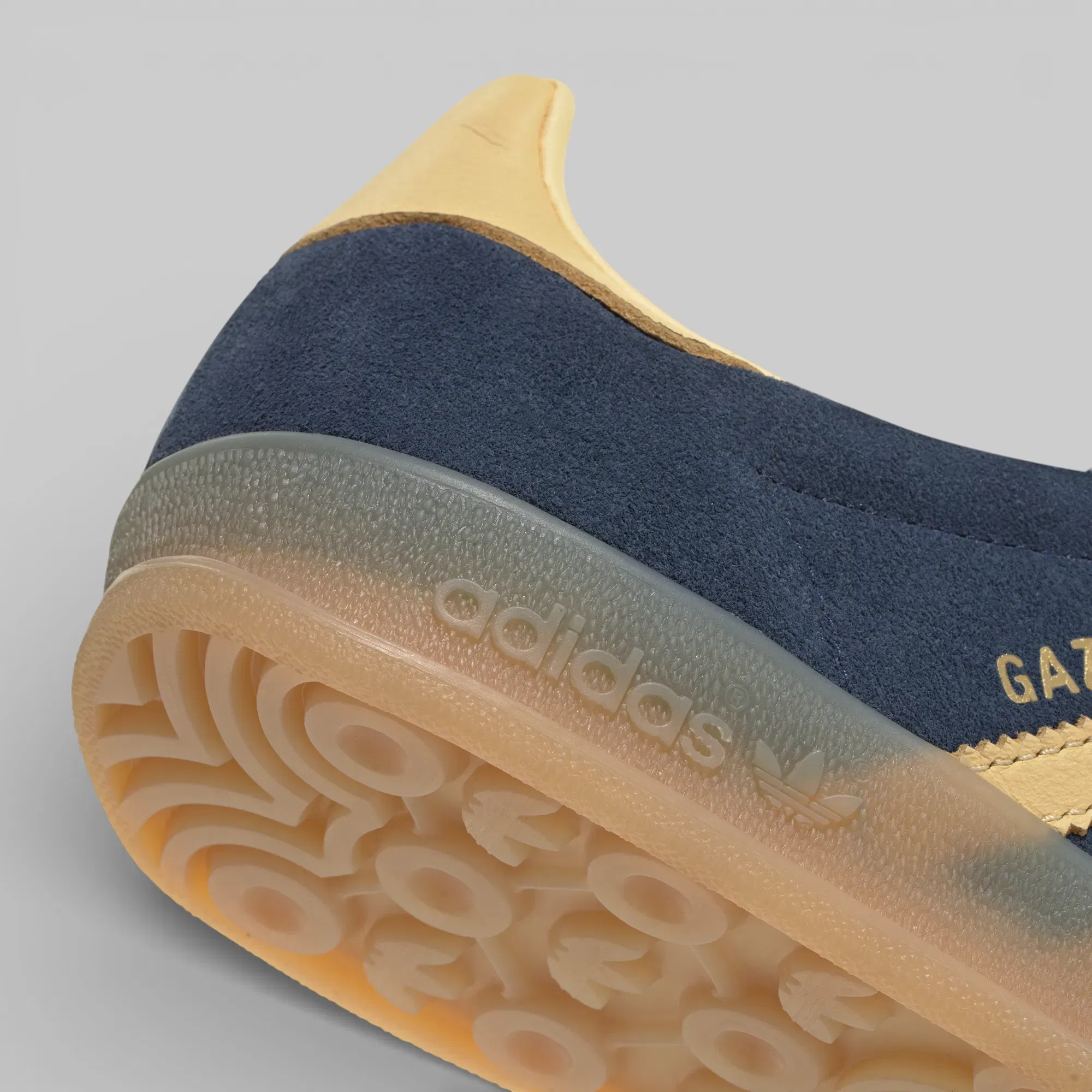 adidas W's Gazelle Indoor - Night Indigo/Orange Tint