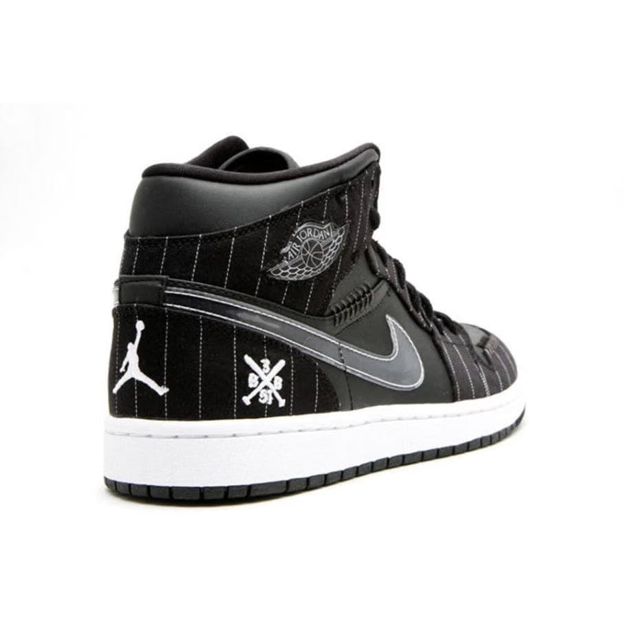 Air Jordan 1 Retro 'Barons Away' (2008)