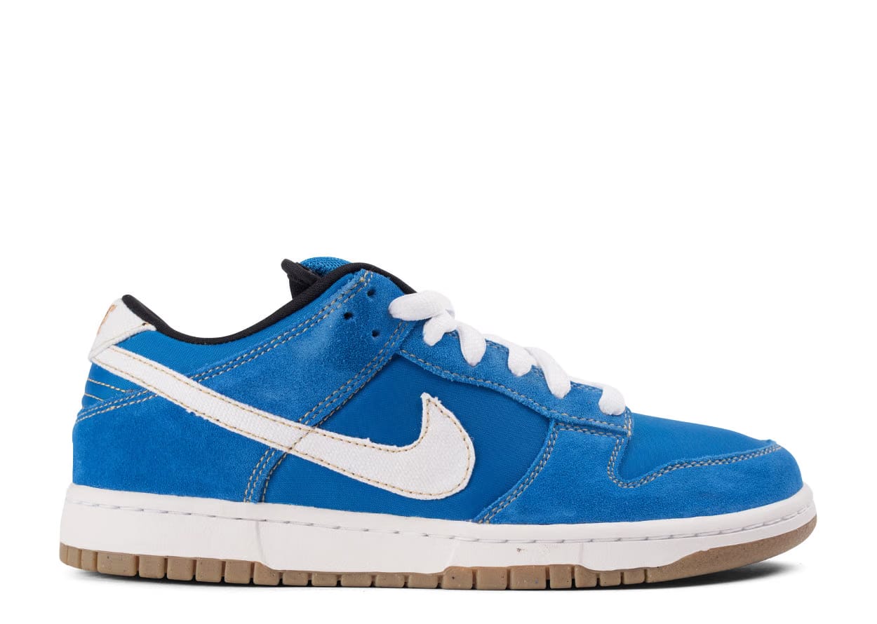 Nike Street Fighter X Dunk Low Pro SB Chun Li (2010)