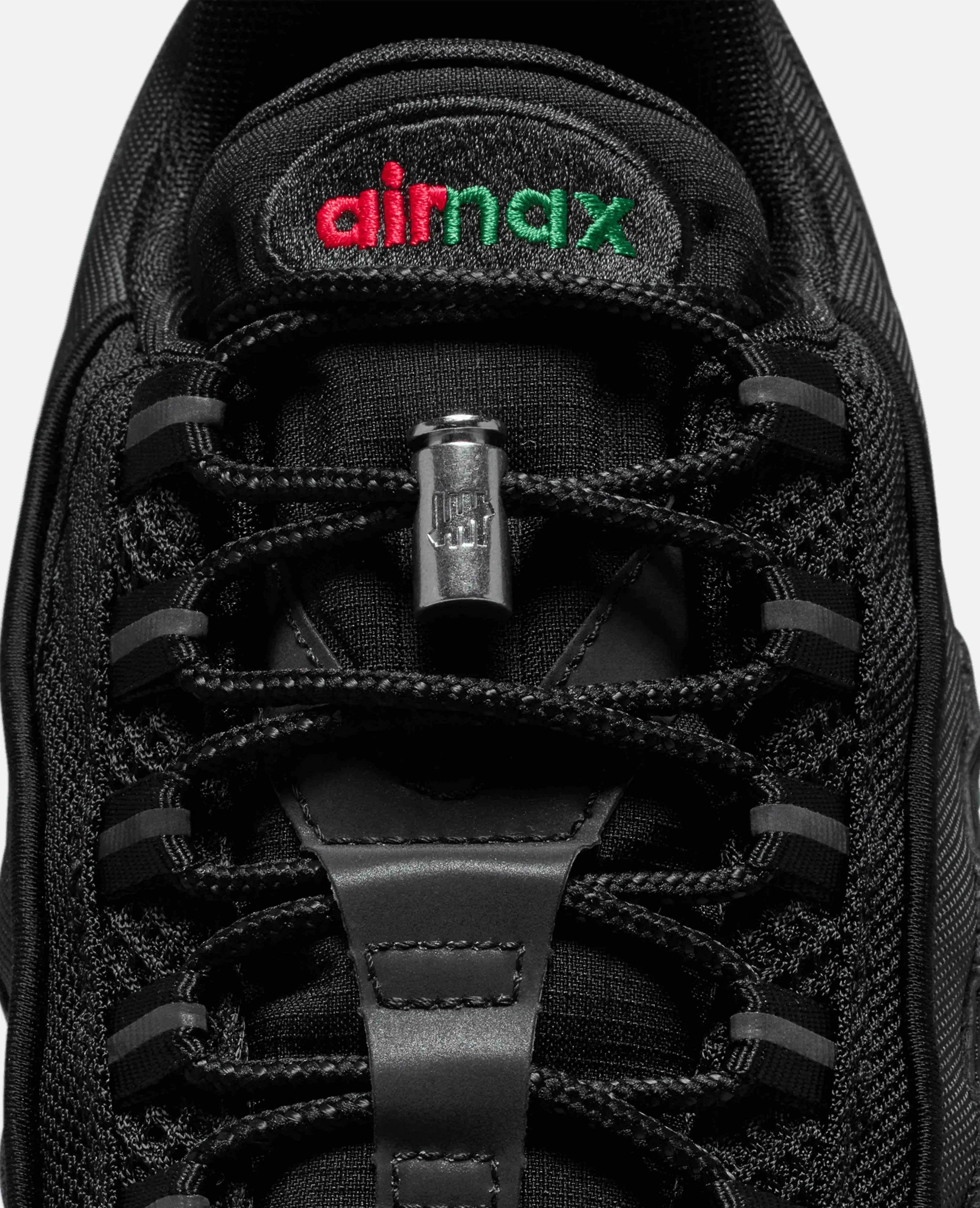 Nike Air Max 95 x Undefeated (Black/Metallic Silver-Gorge Green)
