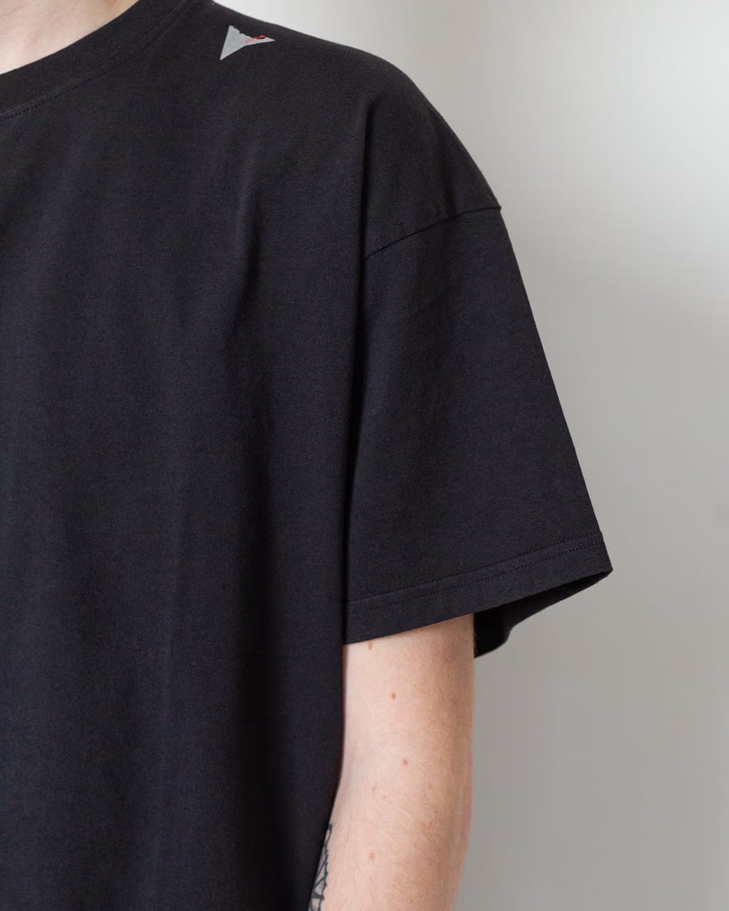 ROA Logo T-Shirt - Washed Black