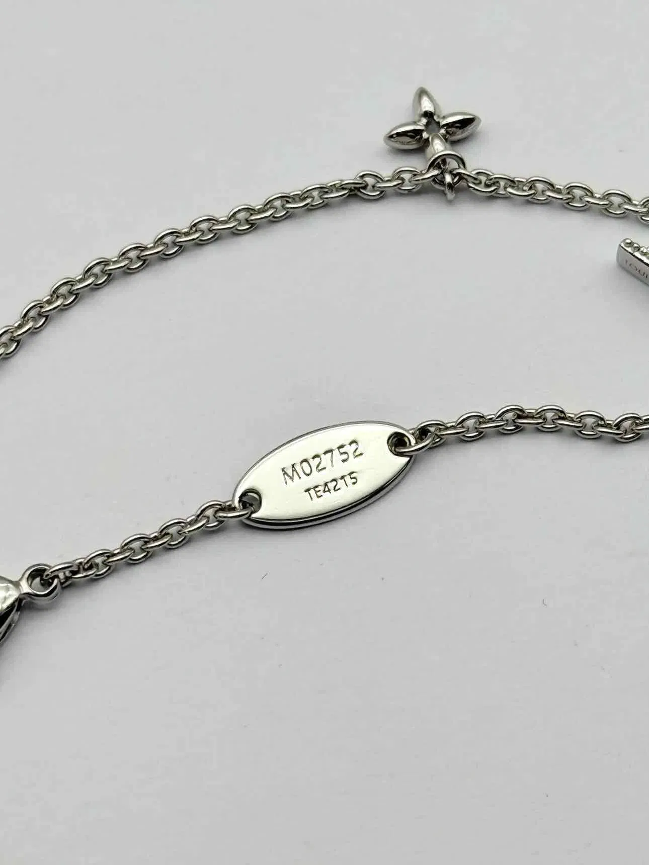 LOUIS VUITTON Fashion Bracelet