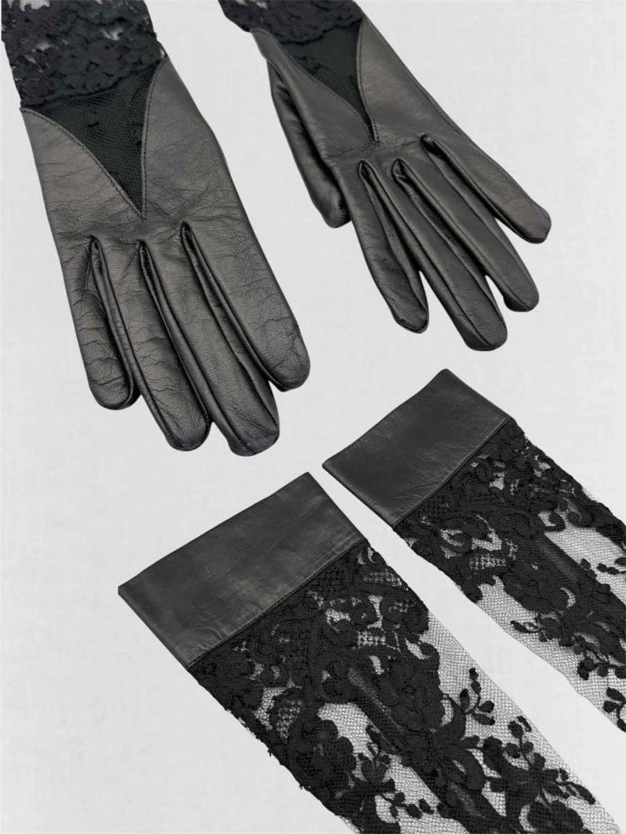 AGENT PROVOCATEUR Lovella Black Floral Lace Gloves