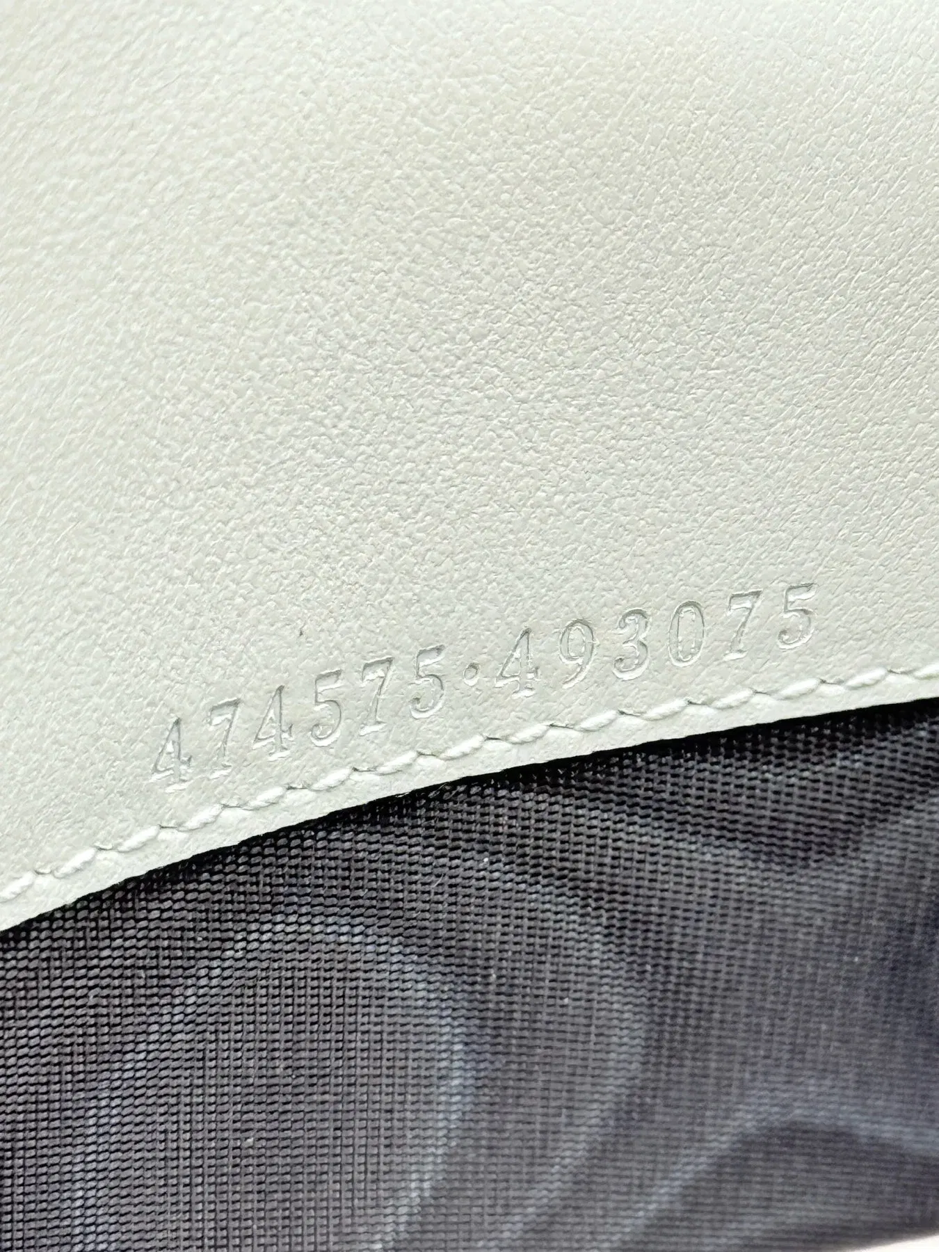 GUCCI GG Marmont White Shoulder Bag