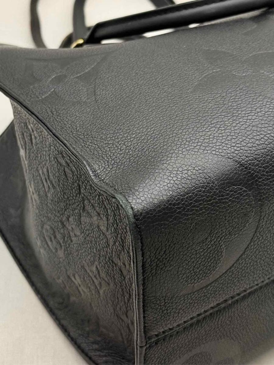LOUIS VUITTON Onthego Black Tote Bag