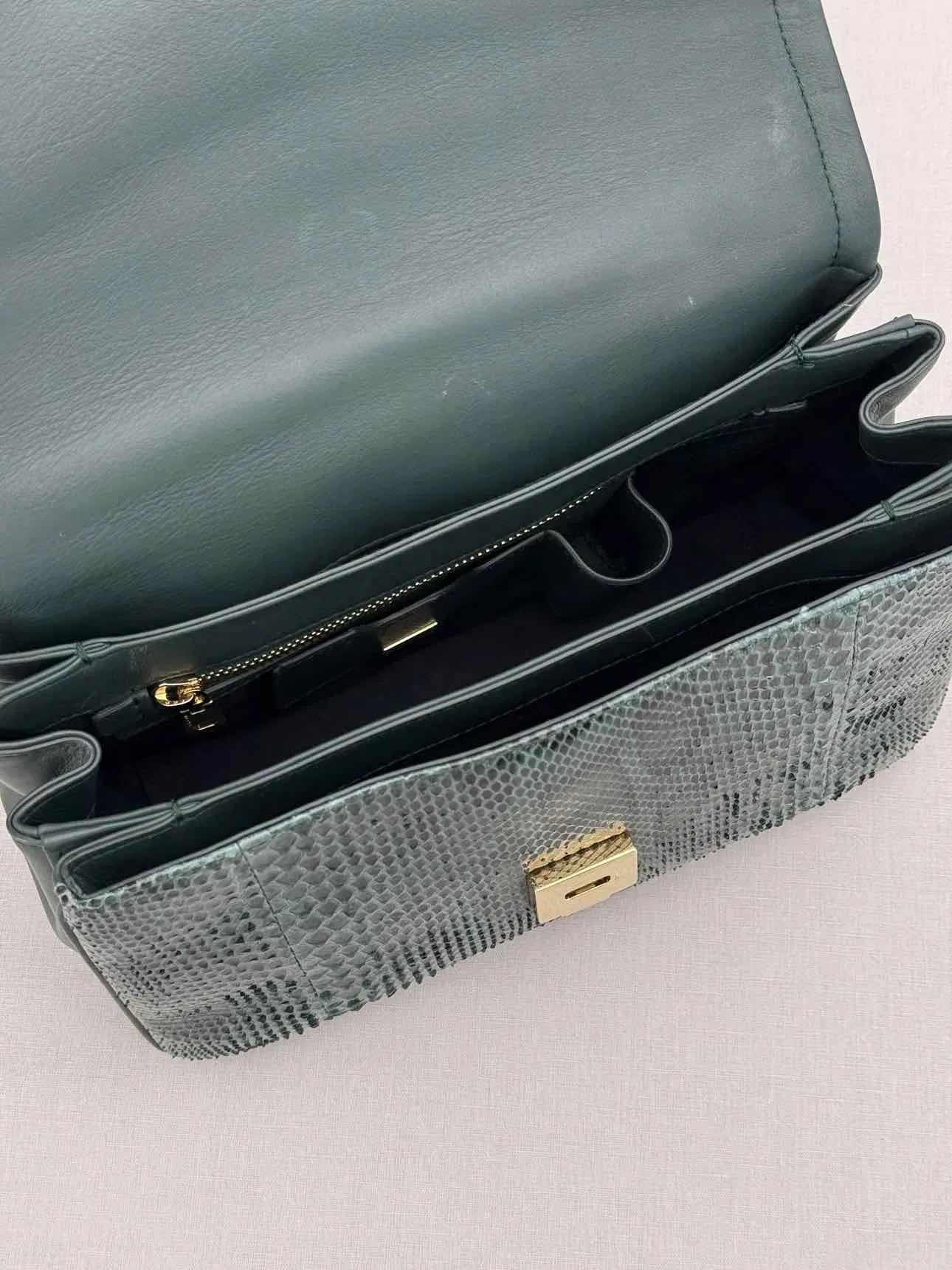 DOLCE & GABBANA Miss Margarita Green Shoulder Bag