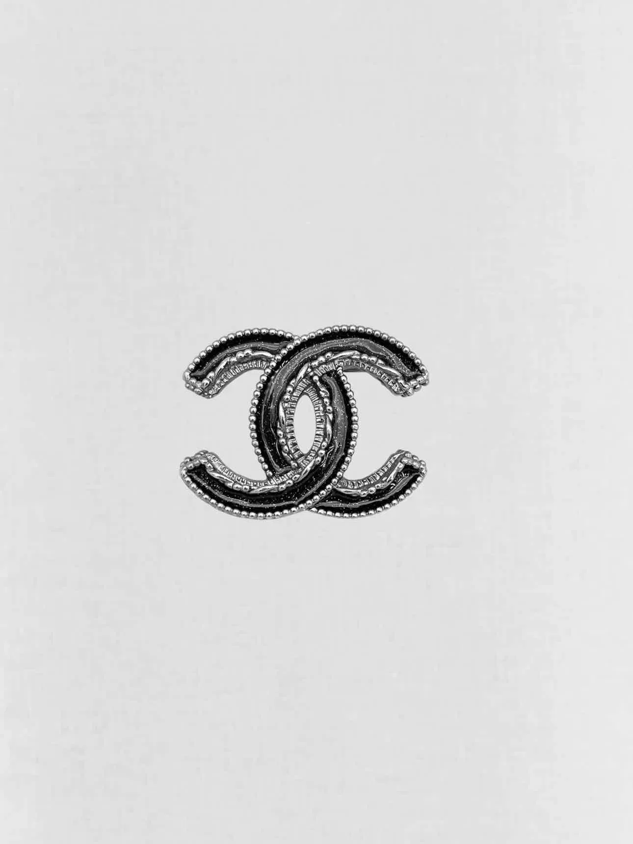 CHANEL Fashion Brooch