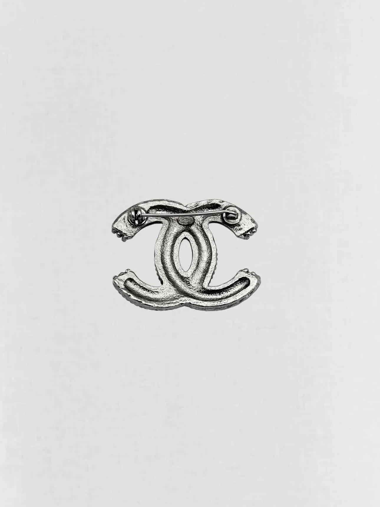 CHANEL Fashion Brooch