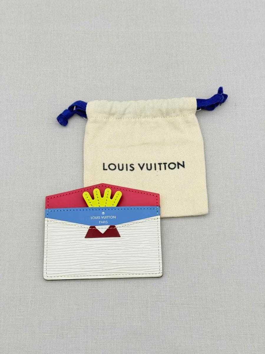 LOUIS VUITTON Off-white Card Holder