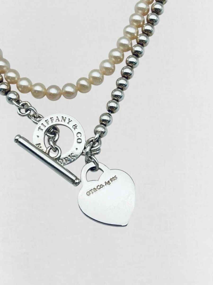TIFFANY & CO Return To Tiffany .01 diamond Necklace