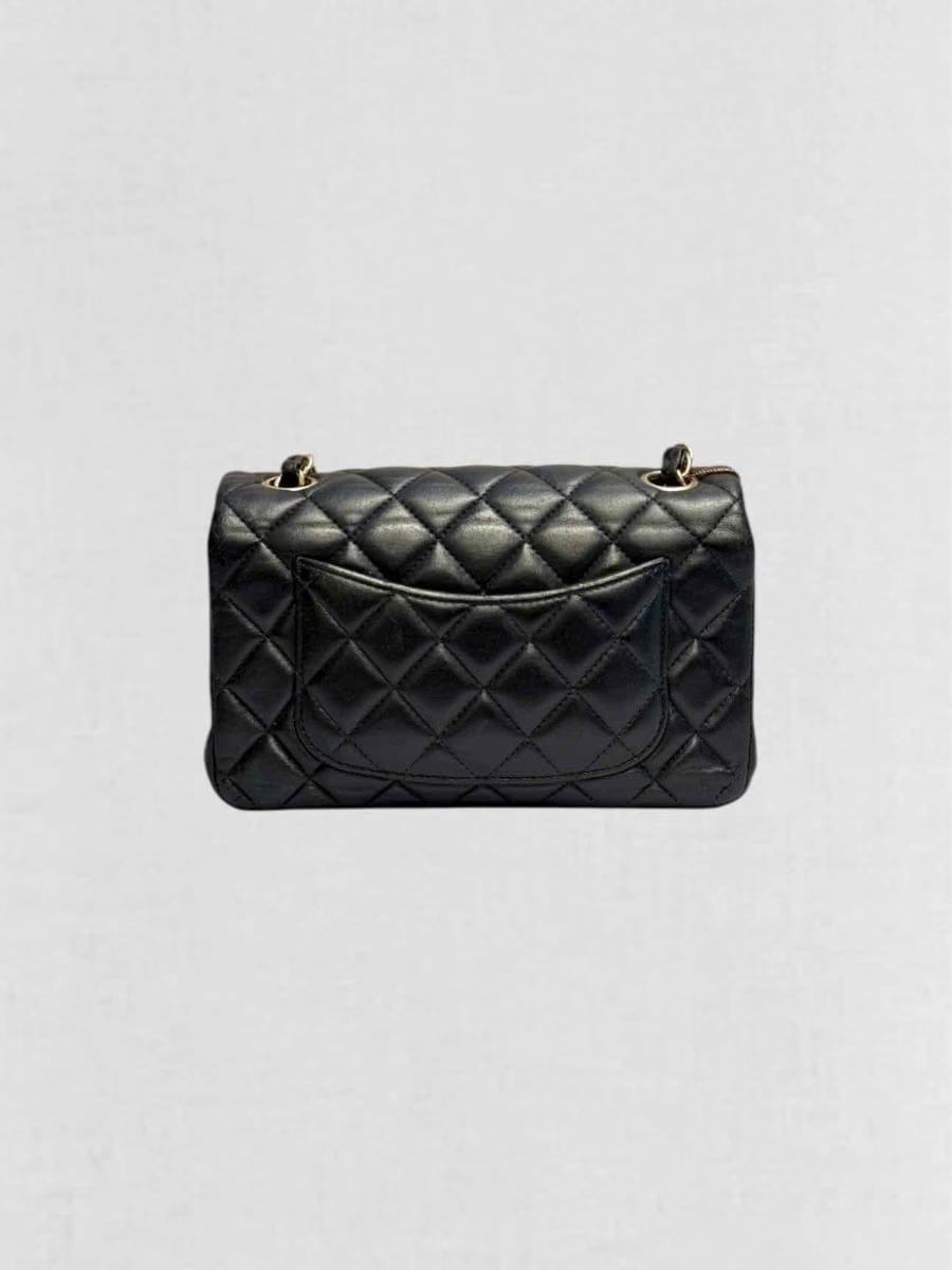 CHANEL Classic Single Flap Black Quilted Shoulder Bag