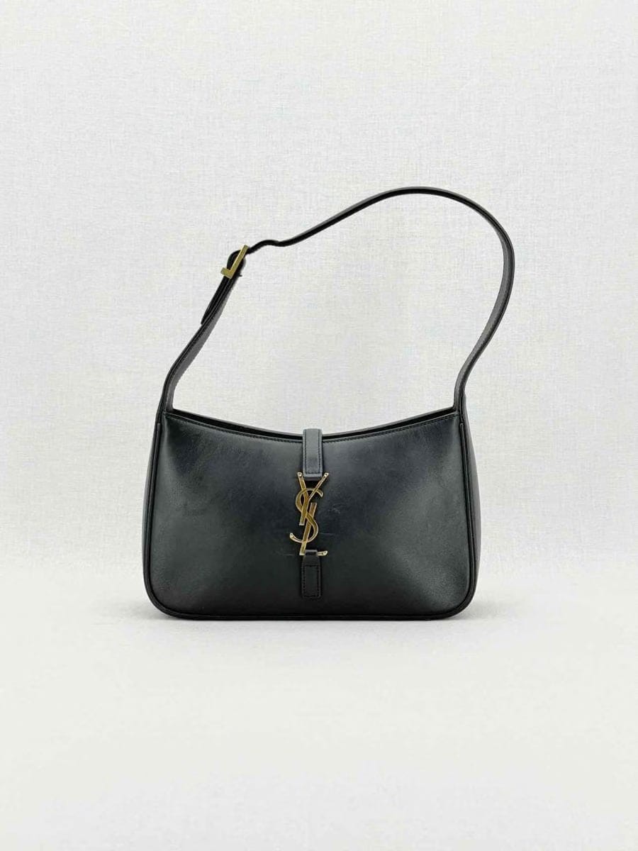 SAINT LAURENT LE 5 À 7 Black Shoulder Bag