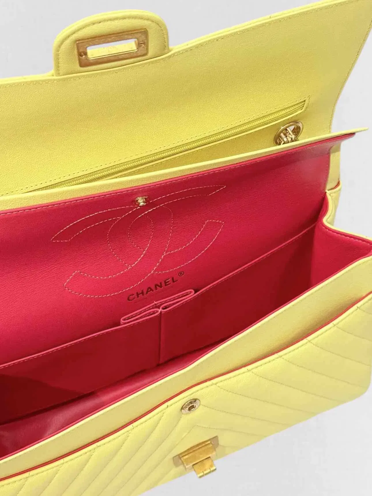 CHANEL 2.55 Reissue Yellow Chevron Shoulder Bag