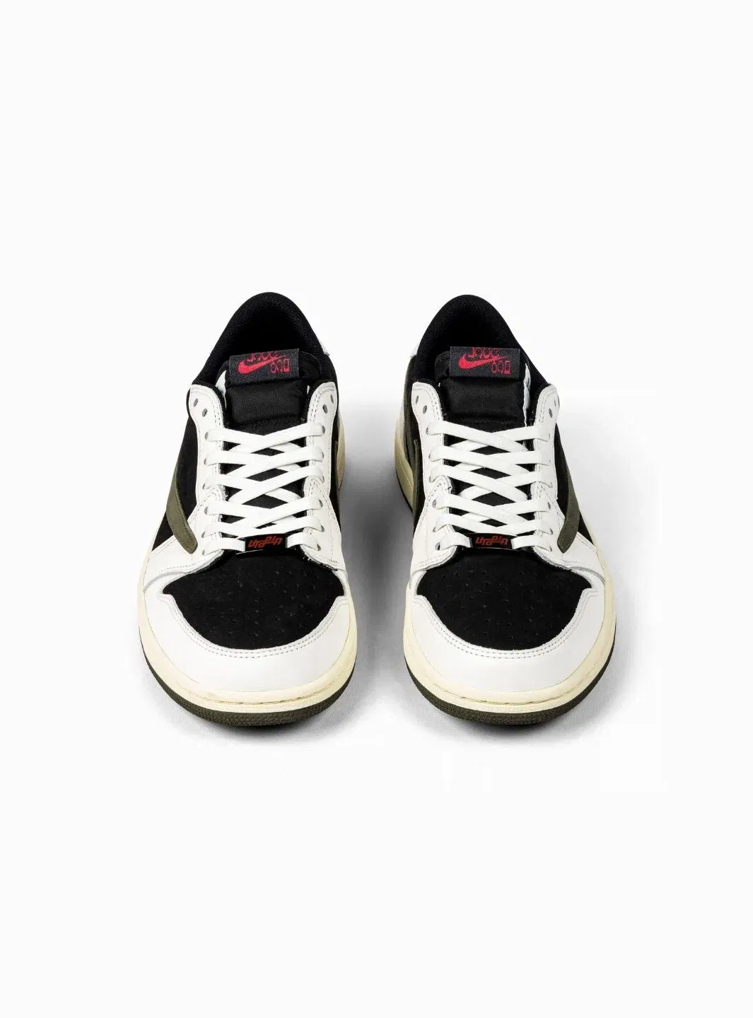 Air Jordan 1 Retro Low OG SP Travis Scott Olive (Friends and Family)