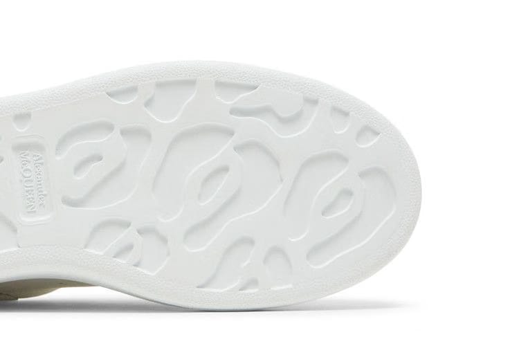 Alexander McQueen Wmns Oversized Sneaker 'Drop Heel Counter Print - White Rose'