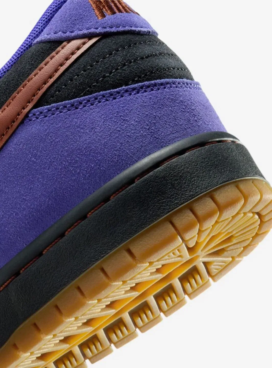 Nike SB Dunk Low Persian Violet