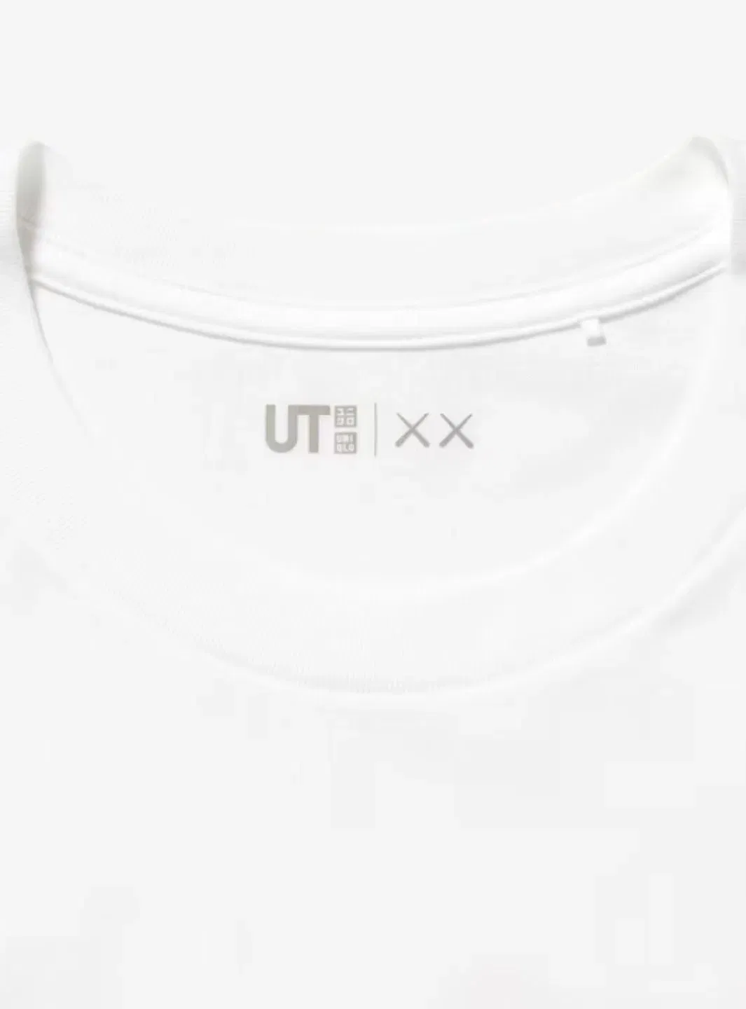 Kaws x Uniqlo UT Short Sleeve Graphic T-Shirt White