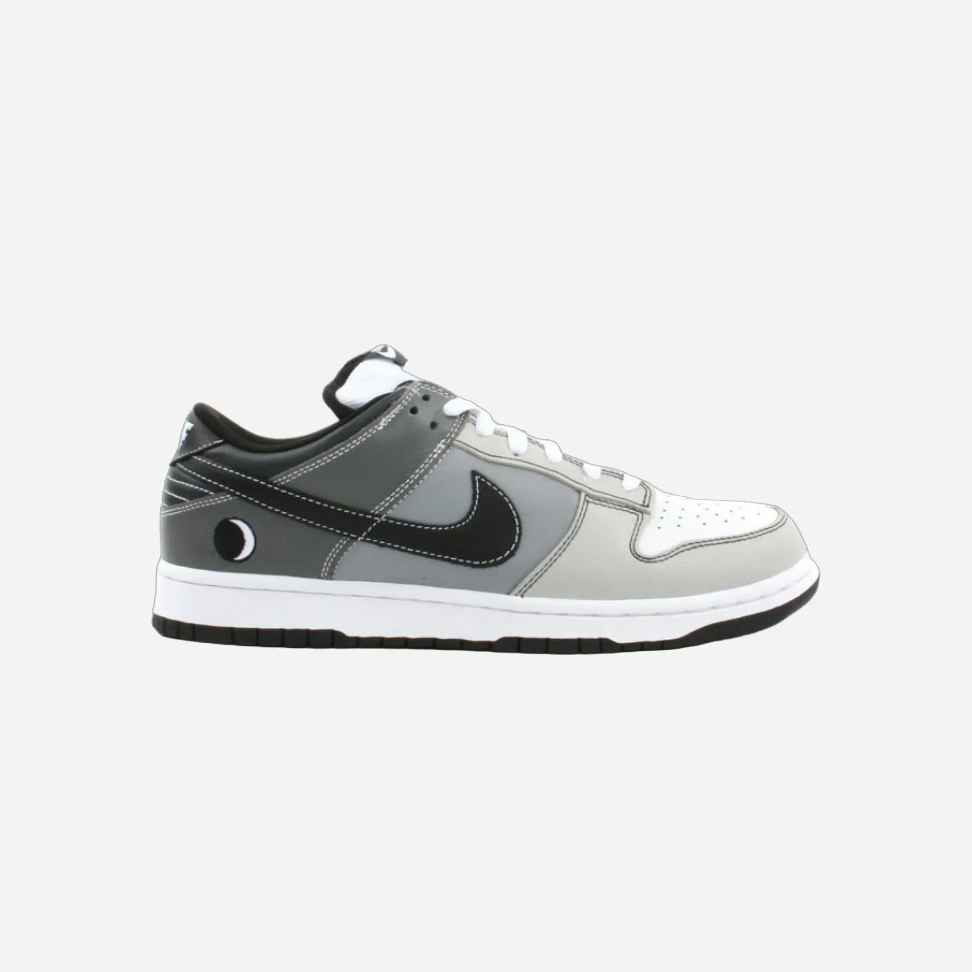 Nike SB Dunk Low Lunar Eclipse (West)