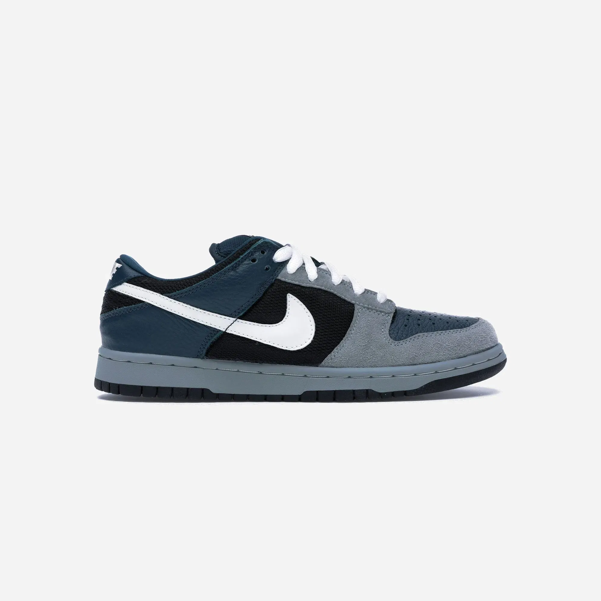 Nike Dunk Low Pro SB Futura