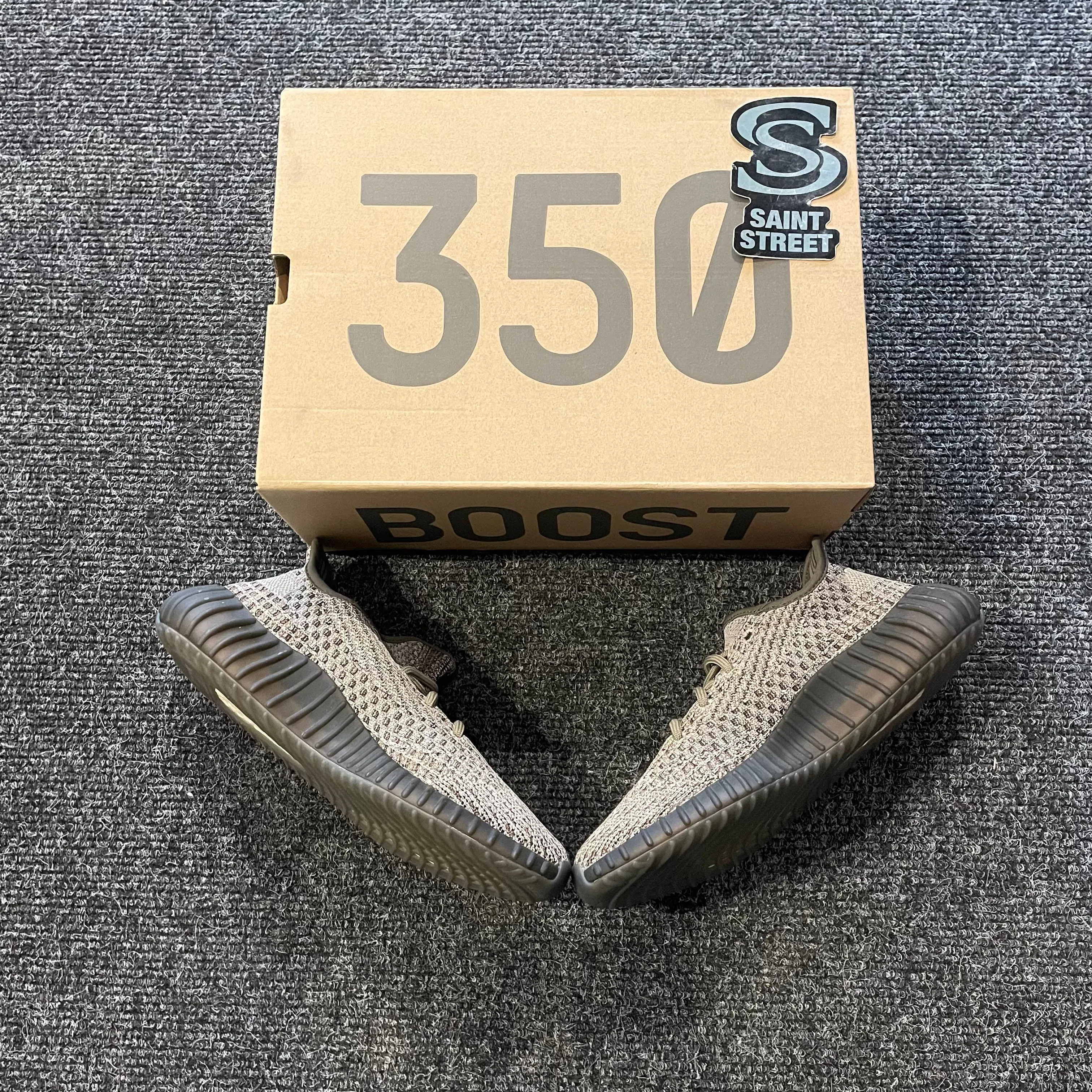 Yeezy 350 Adidas X Yeezy 350 'Ash Stone'