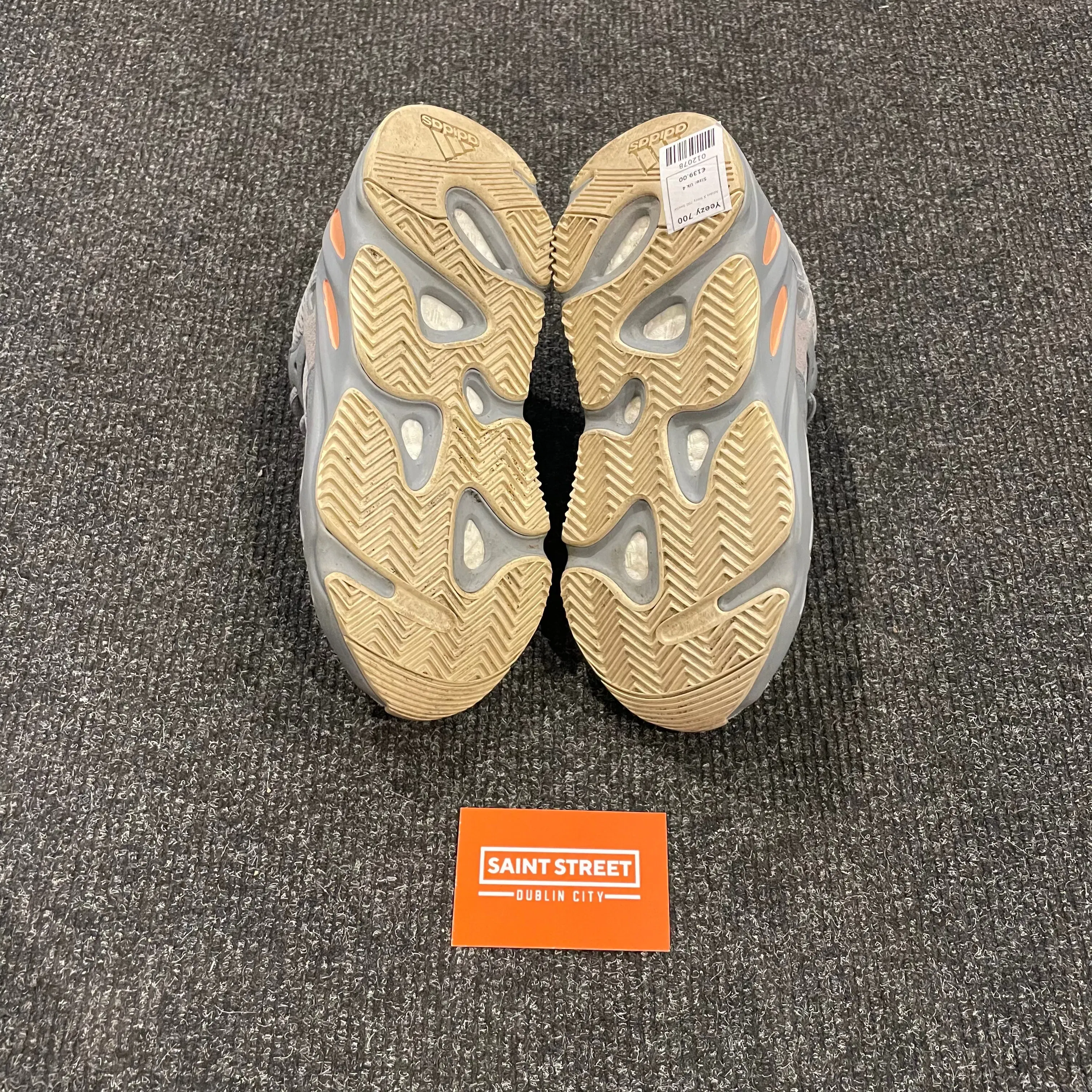 Yeezy 700 Adidas X Yeezy 700 'Inertia'