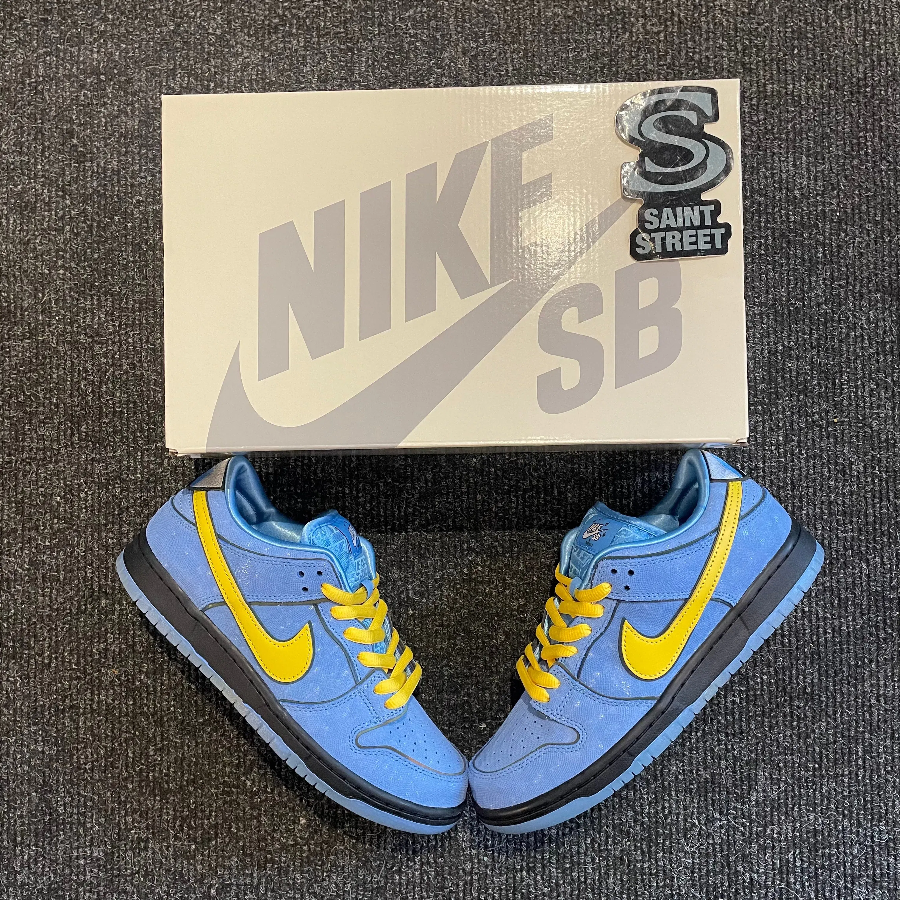 Nike SB Dunk X The Powerpuff Girls 'Bubbles'