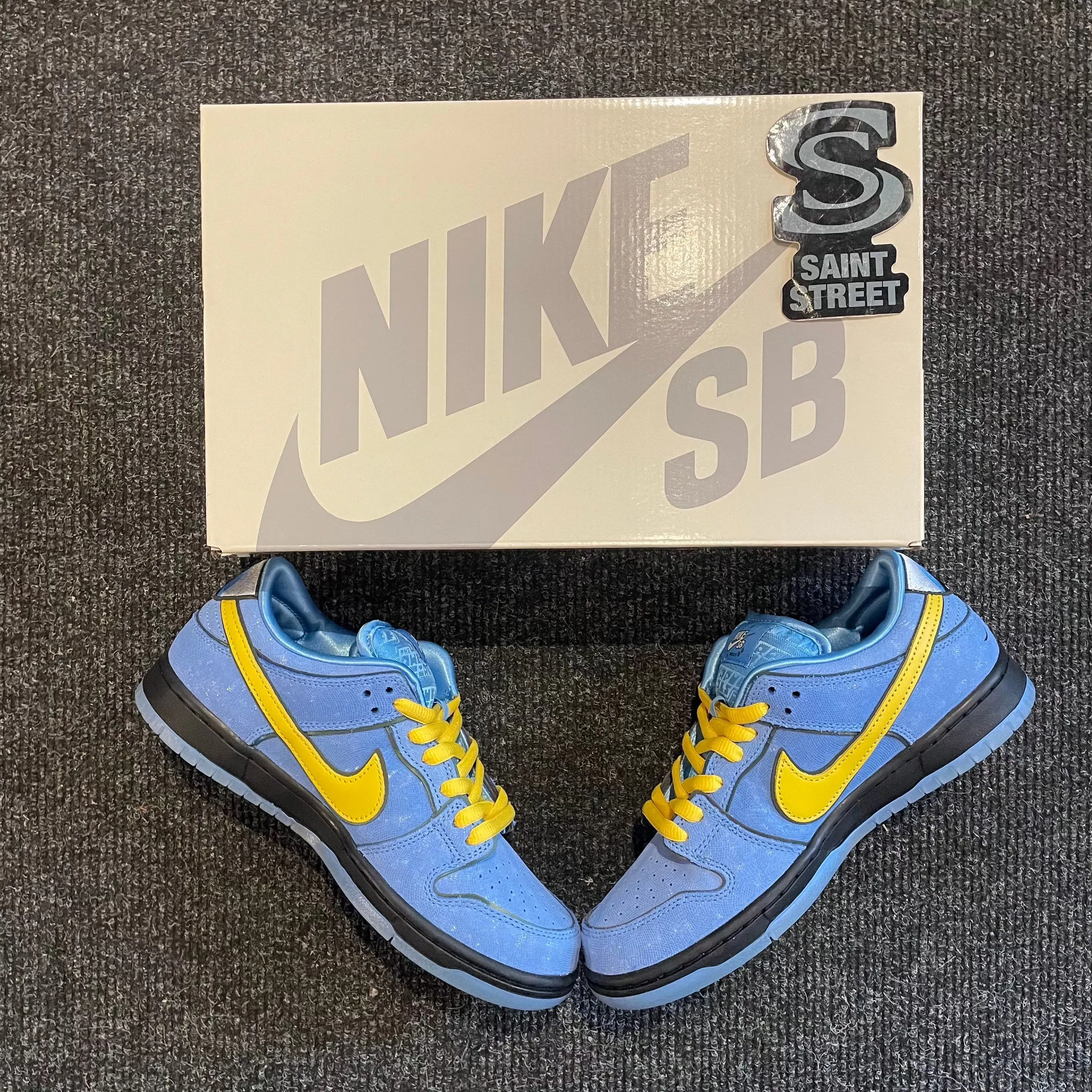 Nike SB Dunk X The Powerpuff Girls 'Bubbles'