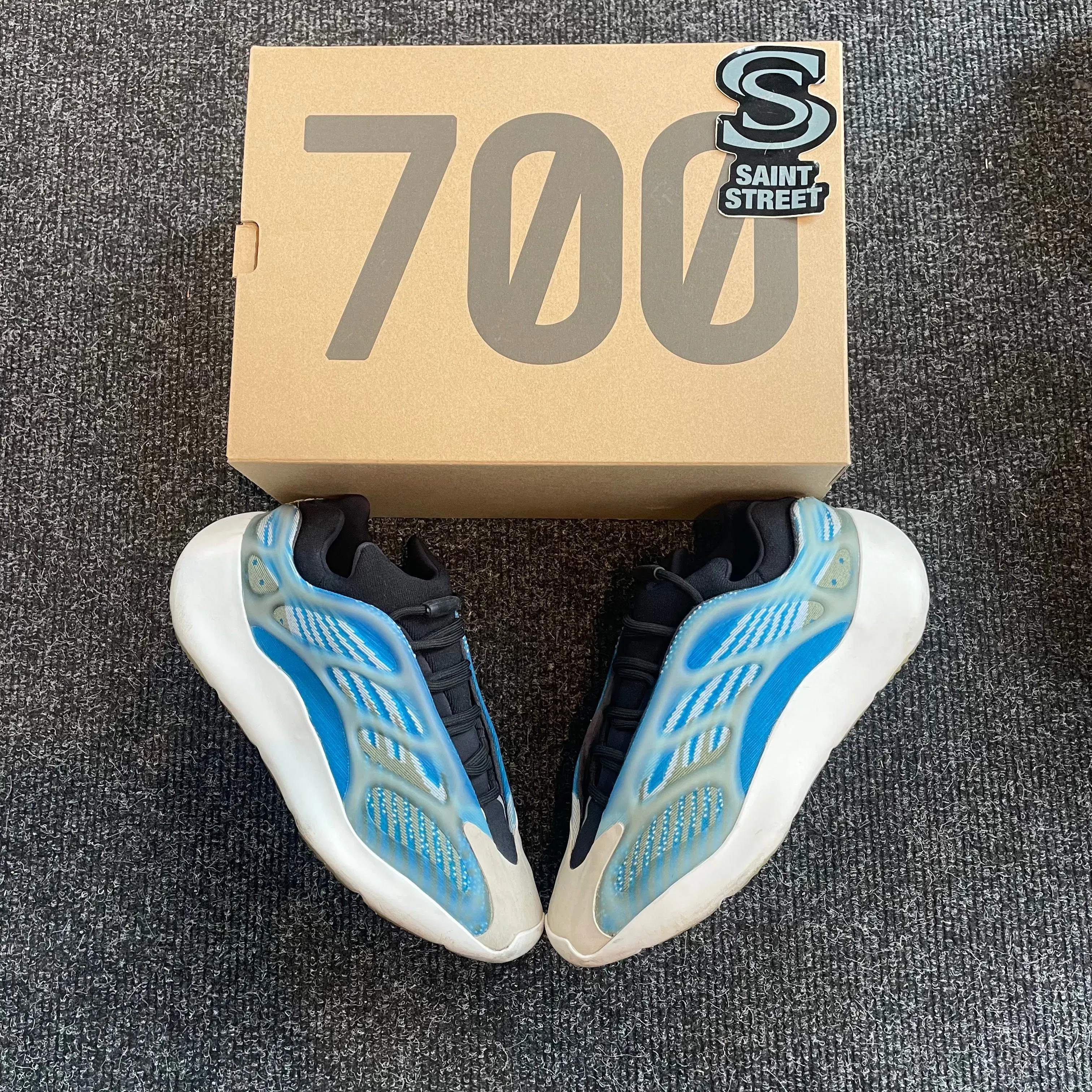 Yeezy Adidas X Yeezy 700 V3 'Azarath'