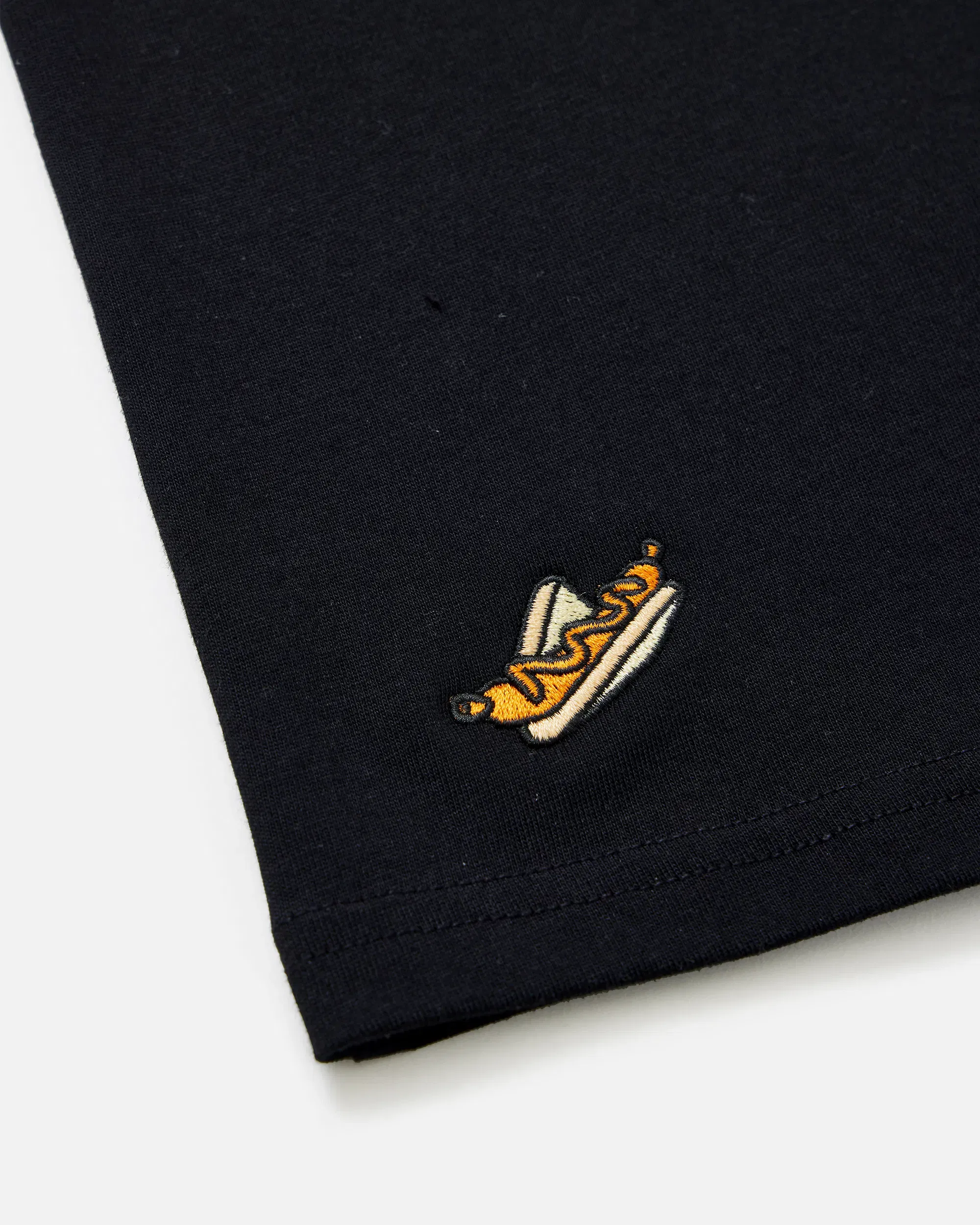 Realism SSS REALISM AND DISNEY AUSSIE TEE BLACK