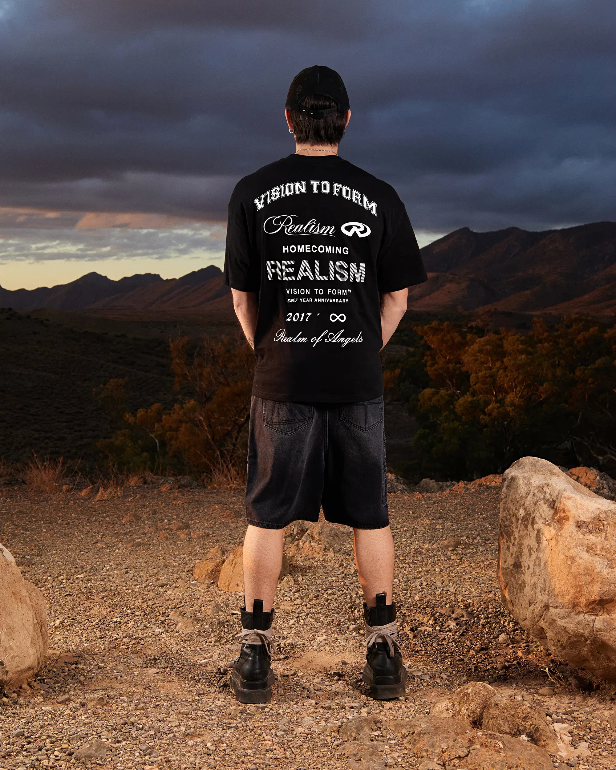 Realism SSS REALISM HOMECOMING TEE V2 BLACK