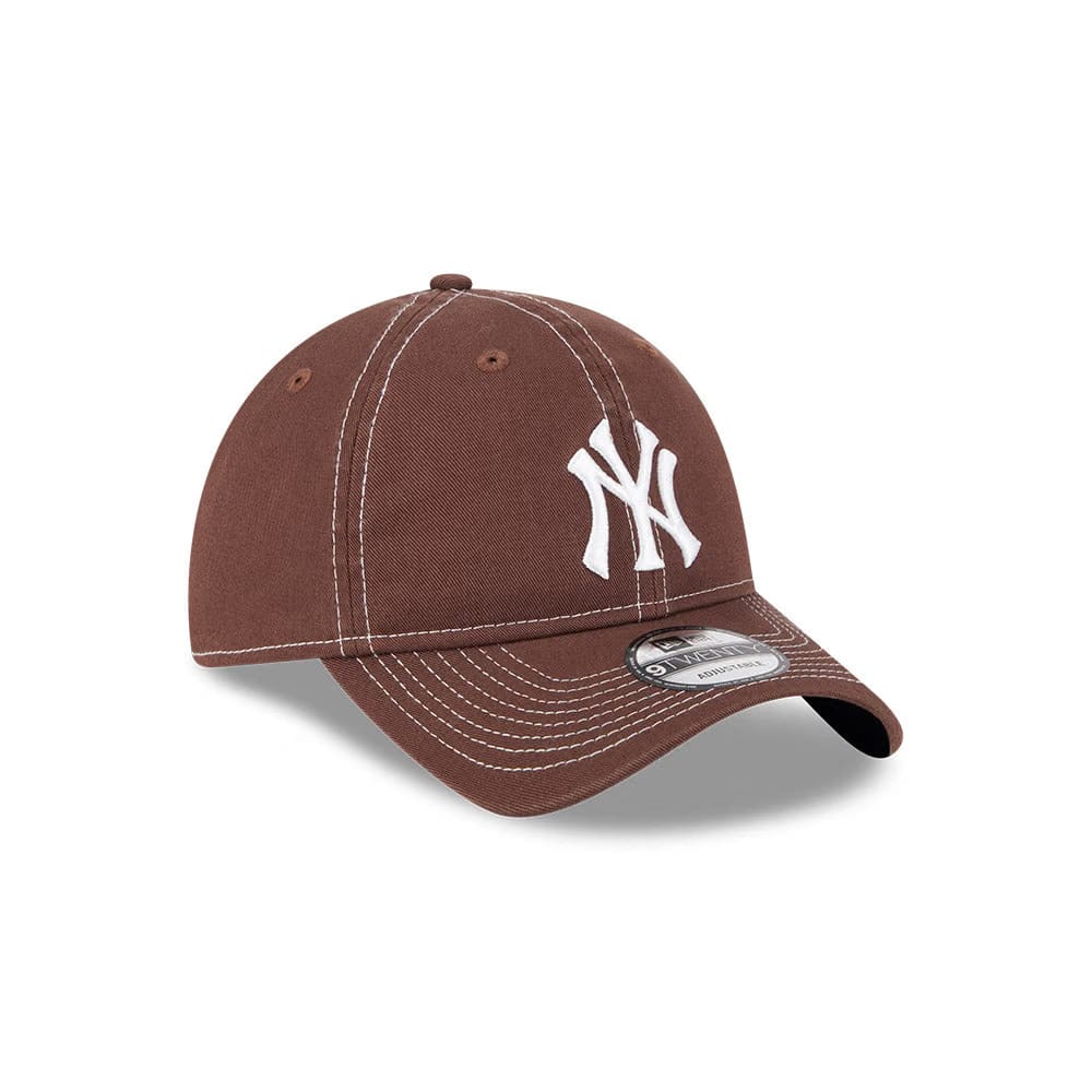 New Era N.Y Yankees 9Twenty “Packable” Cap (Mocha)