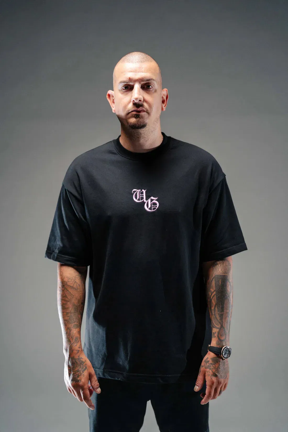 UNDRGROUND OL’ English Reload Tee (Black/Lilac)