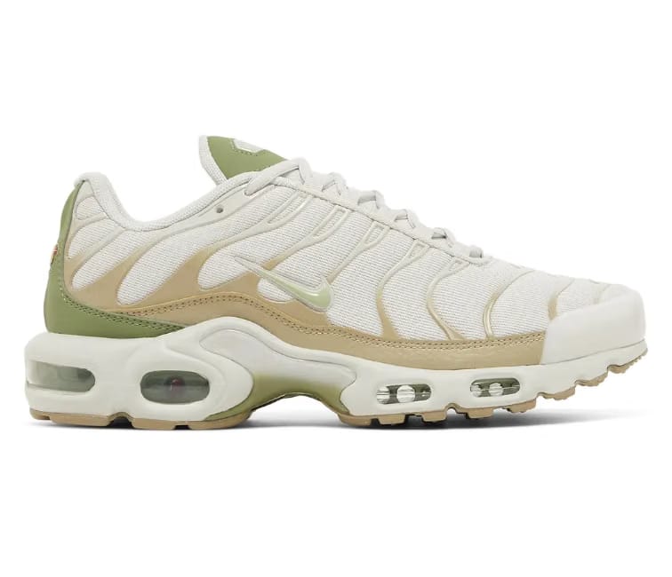 Nike Women’s Nike Air Max Plus TN (Light Bone/Honeydew)