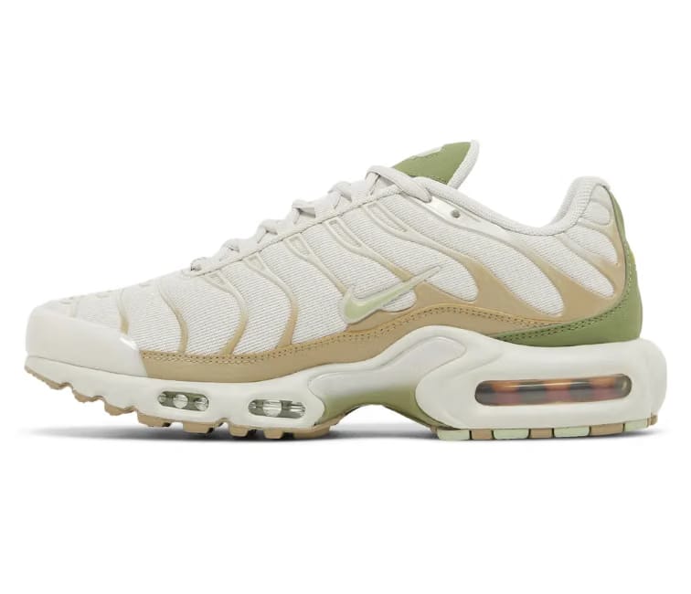 Nike Women’s Nike Air Max Plus TN (Light Bone/Honeydew)