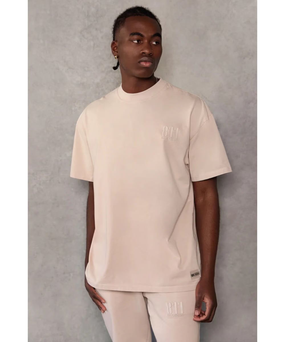 811 Originals Unisex Signature Small Logo Tee (Beige)