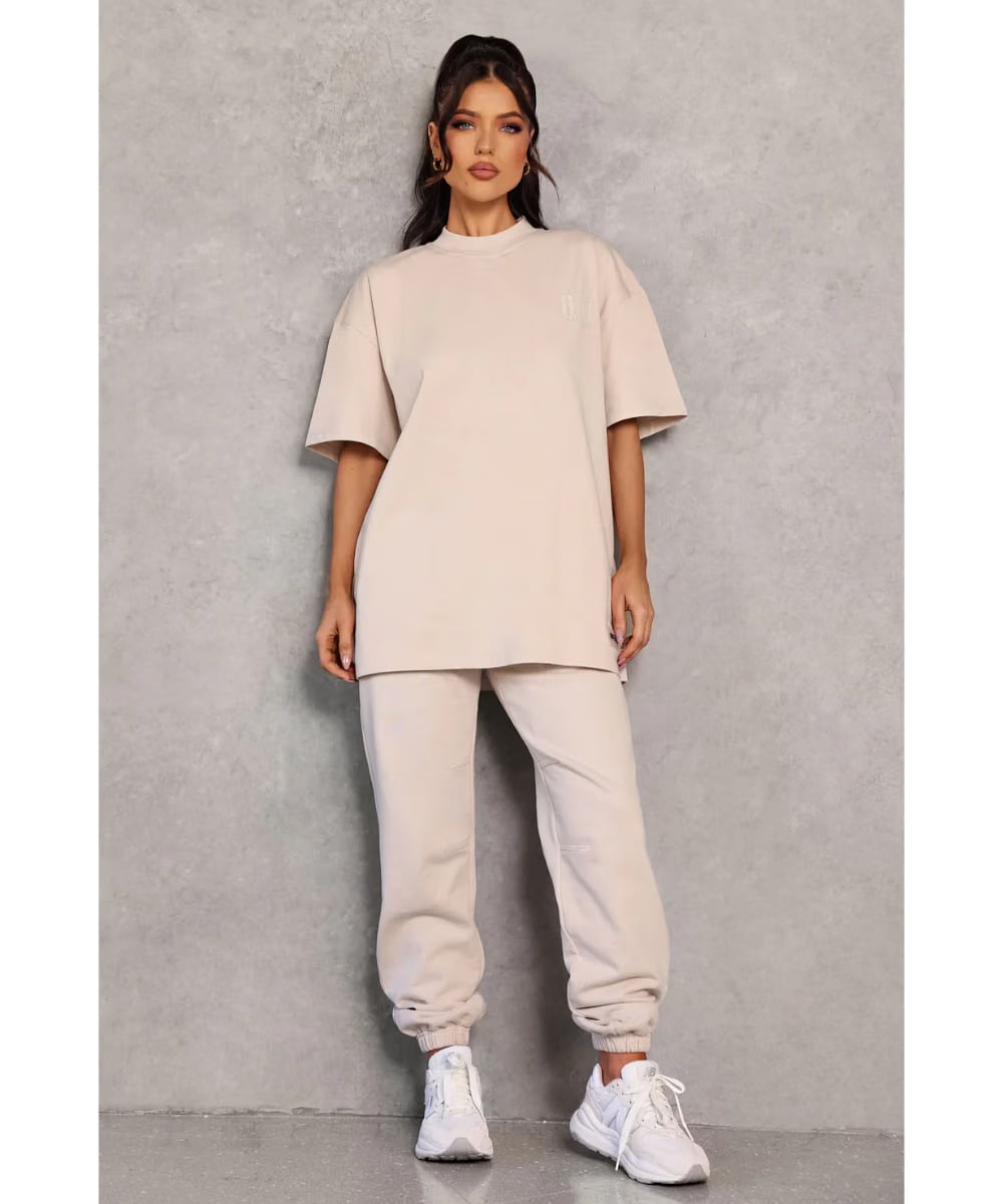 811 Originals Unisex Signature Small Logo Tee (Beige)