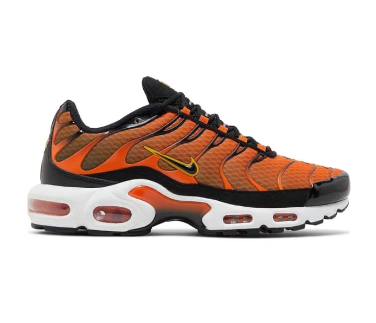 Nike Mens Nike Air Max Plus (Safety Orange)