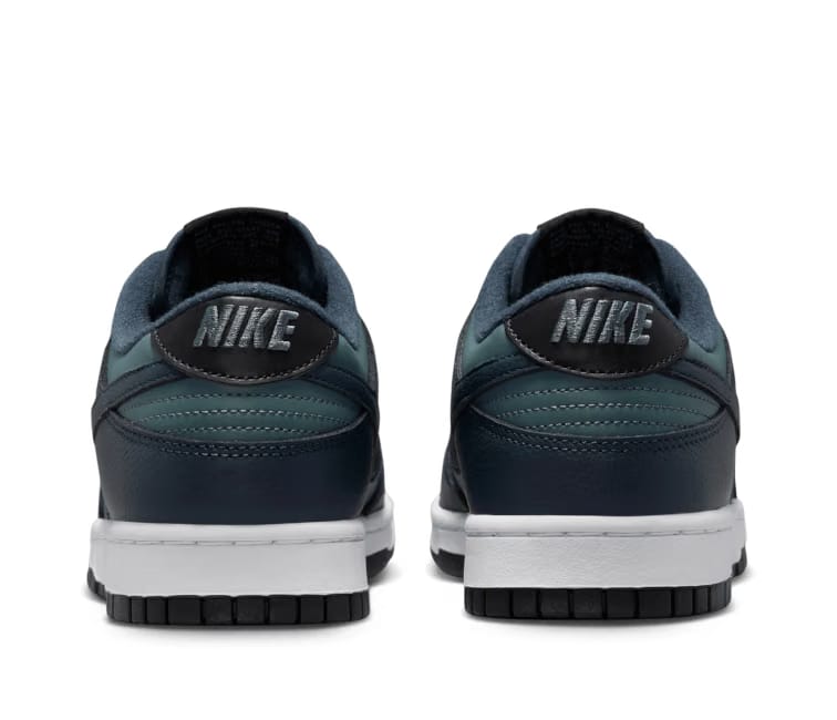 Nike Women's Nike Dunk Low Retro (Armory Navy)