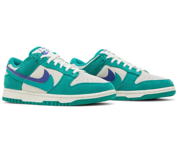 Nike Women's Nike Dunk Low SE (Neptune Green)
