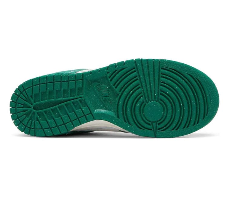 Nike Women's Nike Dunk Low Disrupt 2 (White/Green)