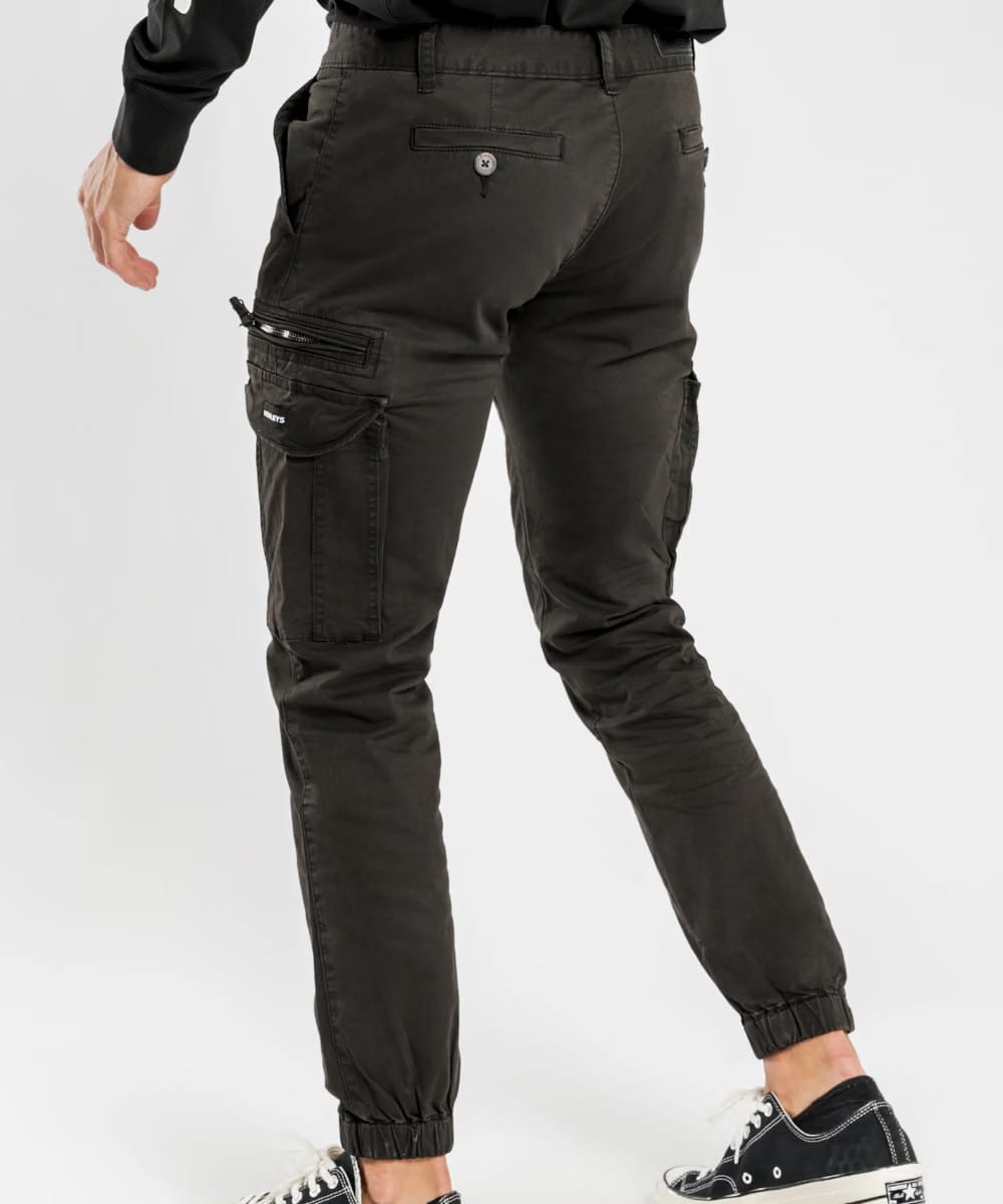 Henleys Eagle Pants (Black)