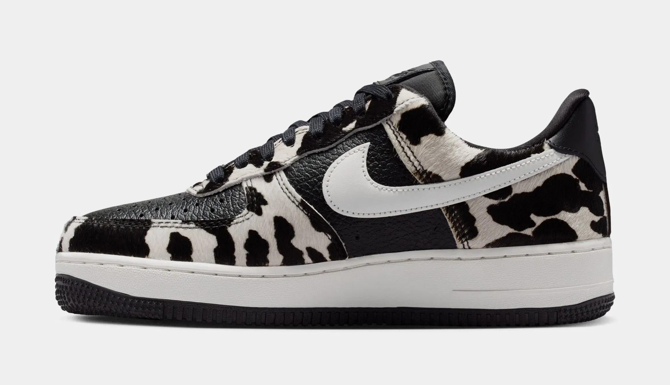 Nike Air Force 1 Low Cow Print Womens Lifestyle Shoes (Black/Phantom/Black)