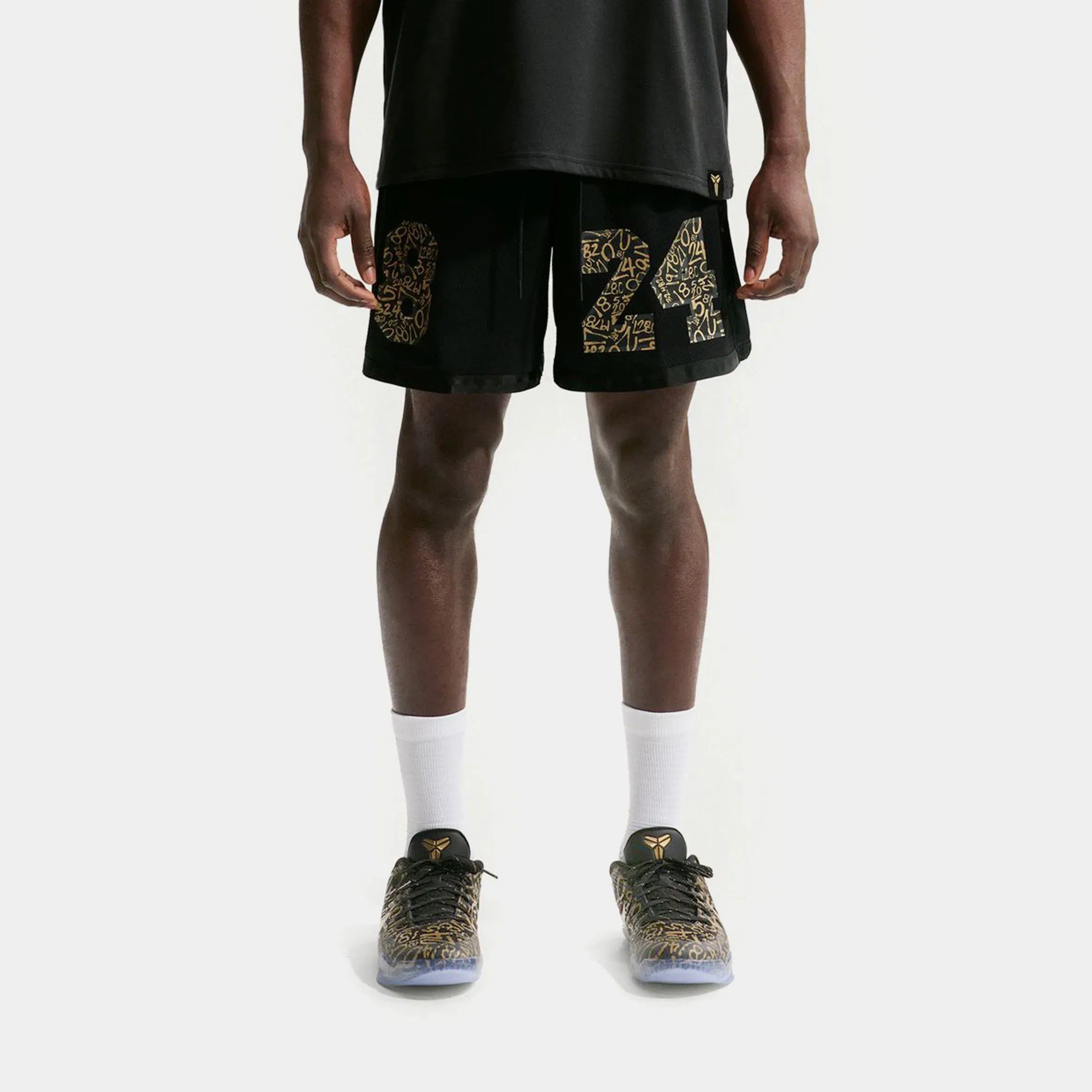 Nike Kobe Basketball Mens Shorts (Black/Metallic Gold)