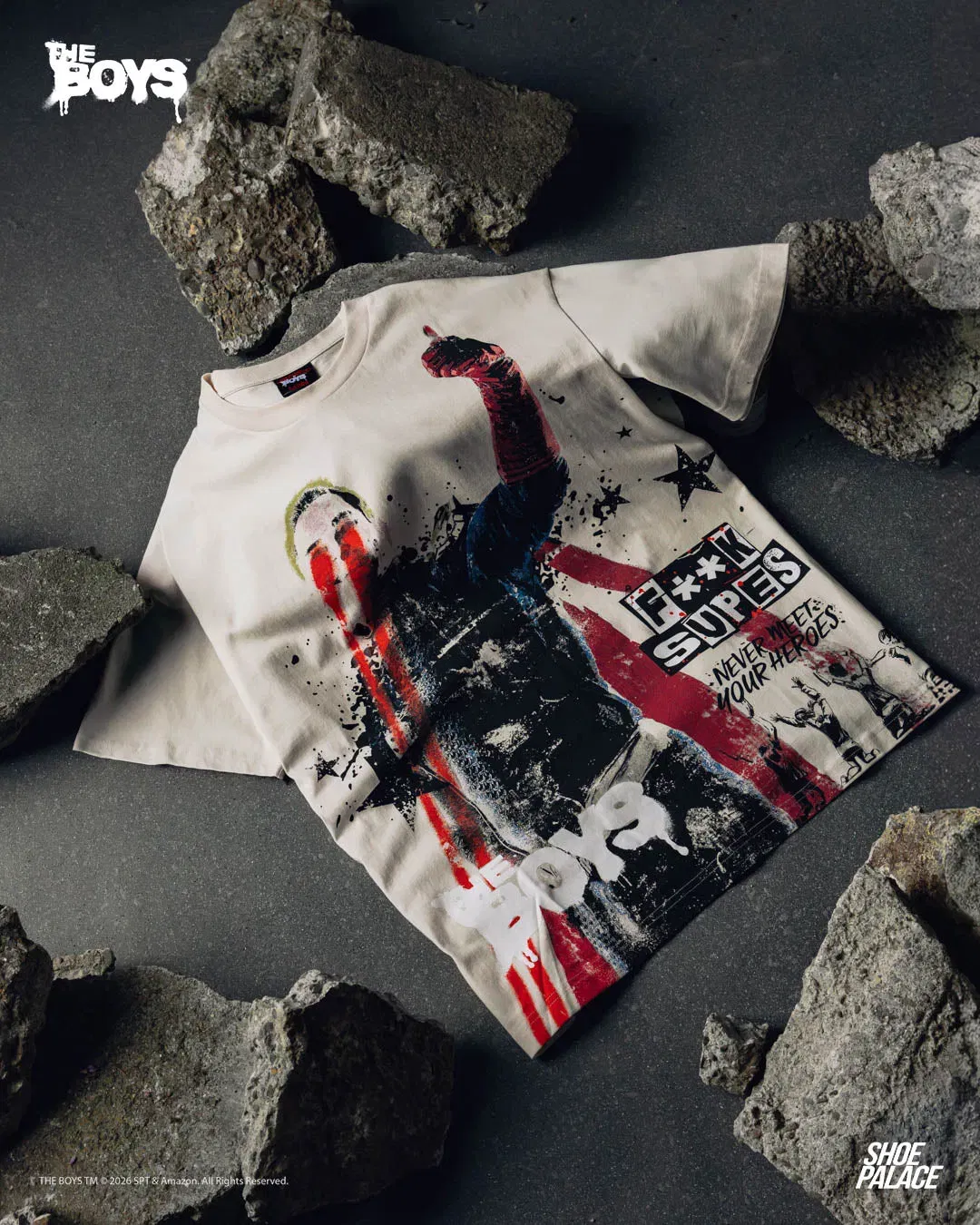 THE BOYS X SP SP x The Boys Heroes Mens Short Sleeve Shirt (Beige/Red)