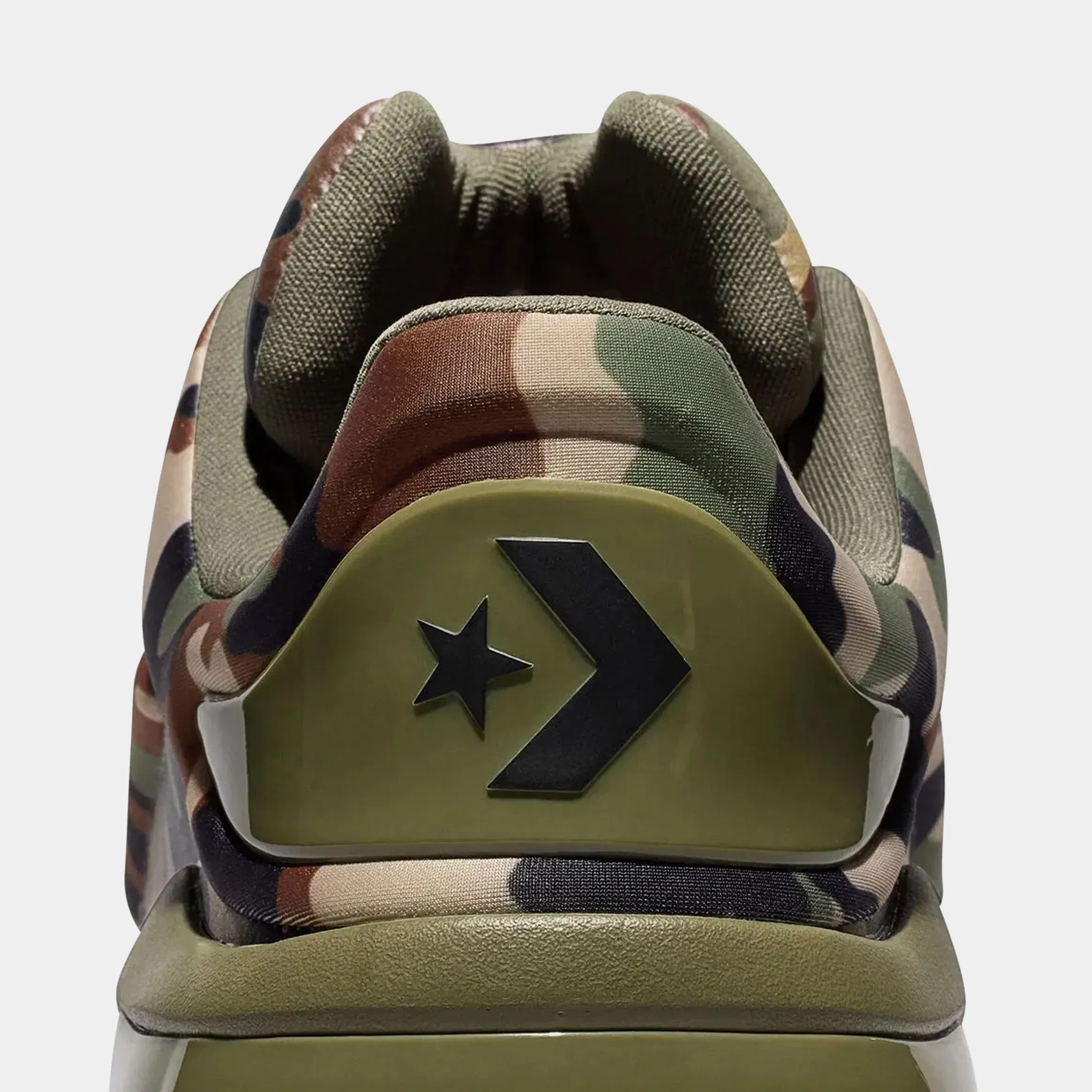 Converse Shai 001 Echo Mens Basketball Shoes (Camouflage)