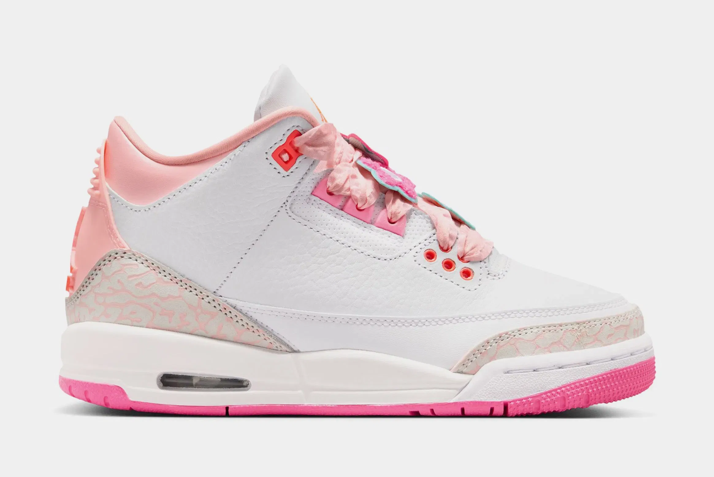 Air Jordan 3 Retro Spring Flower Grade School Lifestyle Shoes (Pearl Pink/Hyper Orange/Pink Bloom)
