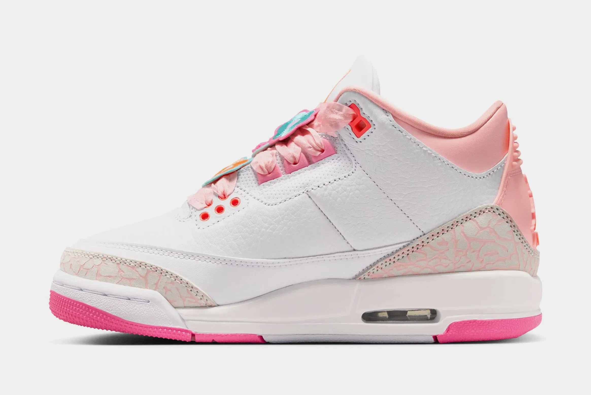 Air Jordan 3 Retro Spring Flower Grade School Lifestyle Shoes (Pearl Pink/Hyper Orange/Pink Bloom)