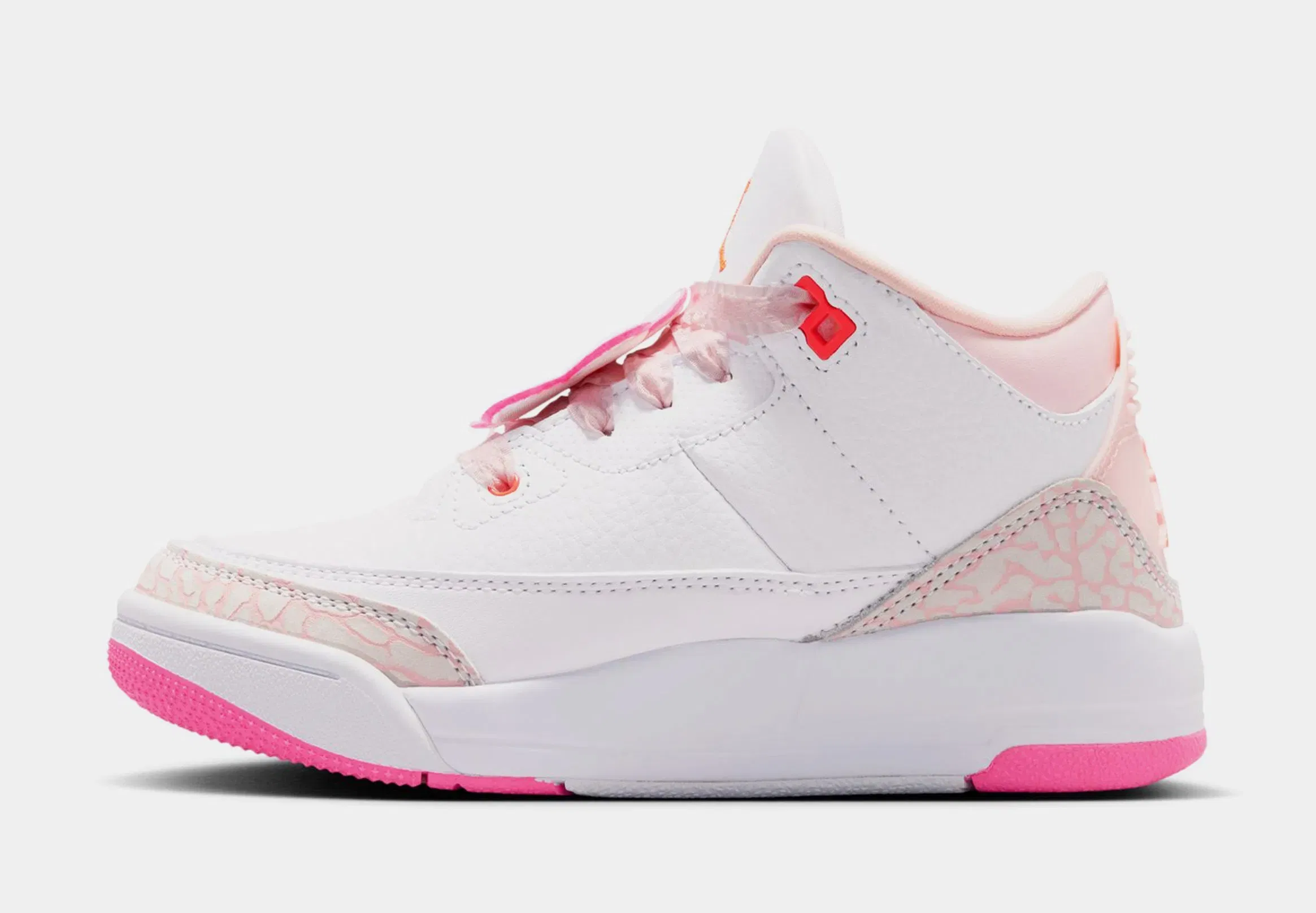 Air Jordan 3 Retro Spring Flower Preschool Lifestyle Shoes (Pearl Pink/Hyper Orange/Pink Bloom)